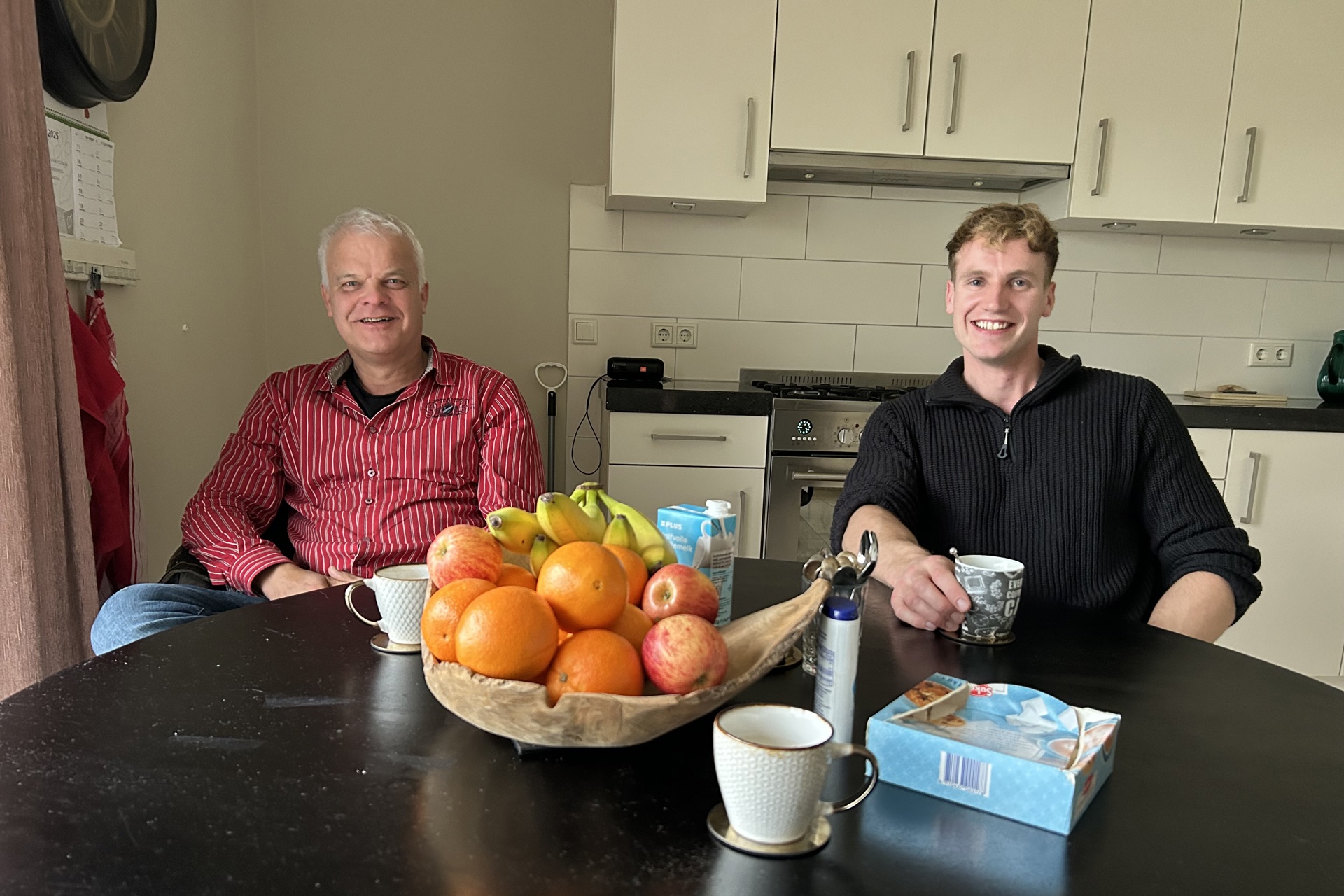 Wim Beltman en Robin Geers uit Lettele hoe zij tegen de wereld aankijken en in het bijzonder de agrarische wereld.